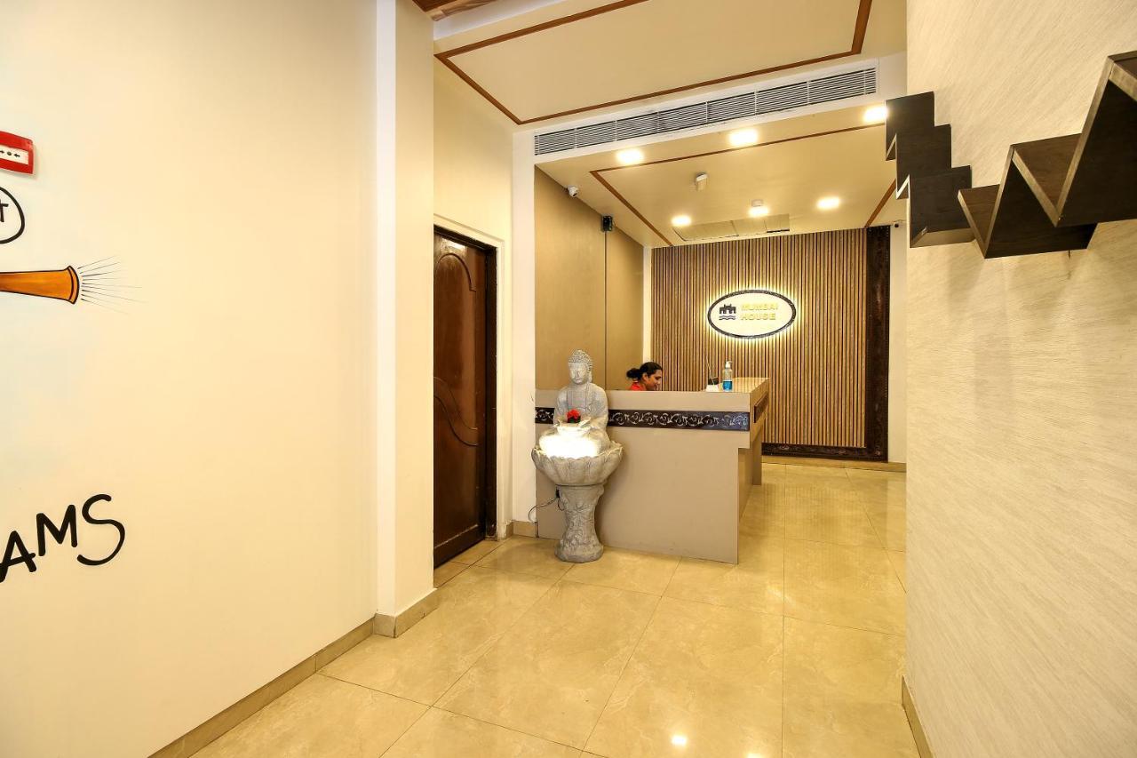 Hotel Mumbai House Juhu, Santacruz West, Mumbai Bagian luar foto